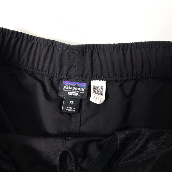 patagonia barely baggies shorts black - Picture 4 of 7